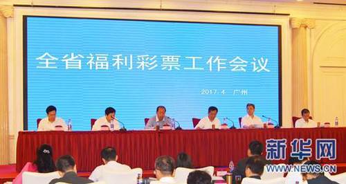 CCTV6 VIP影院 全部 电影 电视剧 影人 视频 图片 新闻 更新时间 所有 1小时内 今日内 1周内 1个月内 从资讯频道搜索 结果 77185 条 秦海璐谈《老枪》人物塑造 祖峰角色引观众共鸣 2024-10-22 10月21日,电影《老枪》剧组亮相北京大学,导演高朋携主演祖峰、秦海璐、周政杰等主创亮相映后见面会,与戴锦华教授及北大学子围绕《老枪》故事创作进行了交流。