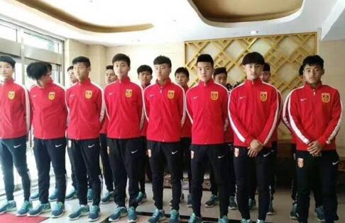 违者将追究其相关法律责任 标签: 使女的故事使女的故事第六季 : 相关新闻 《使女的故事》未结束!