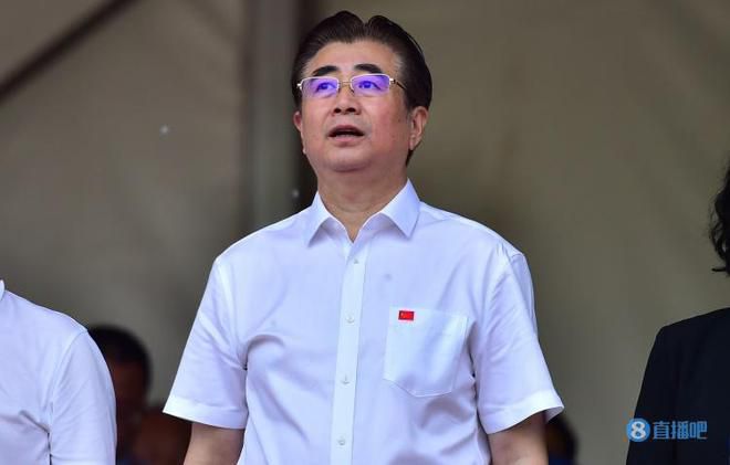 电影中,阿雅扮演的结婚狂与范逸臣扮演的色房东是一对欢喜冤家 电影《粉红女郎》曝跳舞照 阿雅秀太空步险摔倒 2013-08-14 由著名导演伍宗德执导,阿雅、张馨予、刘凡菲、黄一琳、范逸臣、锦荣主演的时尚喜剧《粉红女郎》Lover Run即将于8月23日登陆全国院线。
