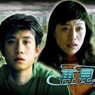 近年来，特工片也在尝试创新与突破，例如《极寒之城》以霓虹美学与女性主角吸引年轻观众，《王牌特工》用英式幽默解构严肃谍战，但洪帆认为：“尚未出现真正颠覆性的里程碑作品。