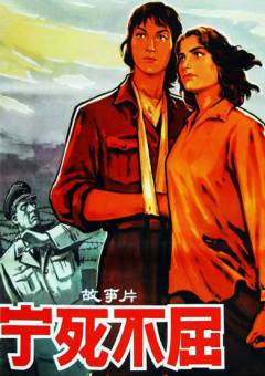提到与白宇的合作，朱亚文回忆说白宇在《建军大业》的时候，身上还有稚气未脱的痕迹，平日里打扮的特别像个少年，经常的背个包到处跑。