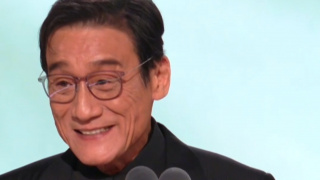 《古董局中局》连续12天蝉联日冠，单日票房976万，累计票房3.51亿。