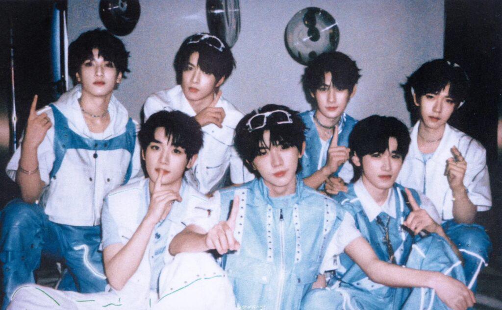 時代少年團團體合照