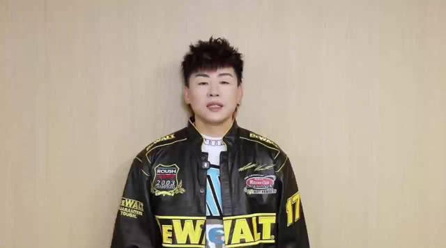 海外華人留學生必看：QQ音樂版權限制解決全攻略，輕鬆解鎖胡彥斌新專輯《是一場煙火》